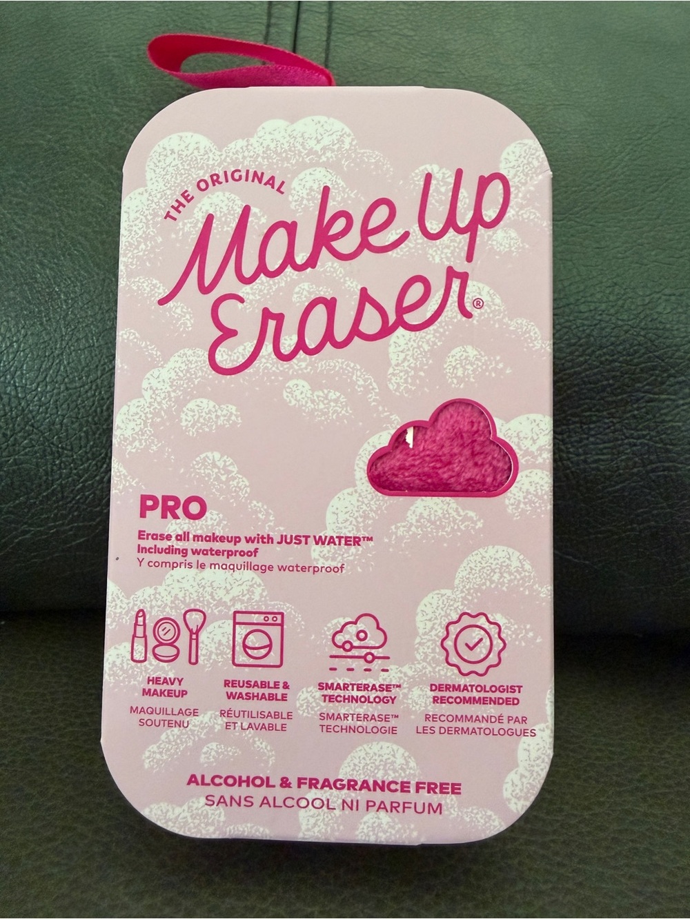 MakeUp Eraser Pro Makeup Remover Cloth - Light Pink with Hot Pink Accent